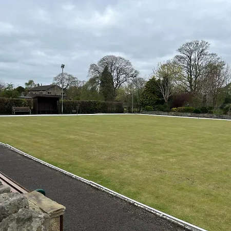 Masons Arms 여관 2*