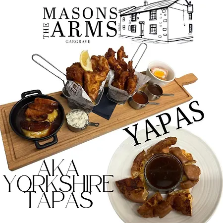 여관 Masons Arms 2*