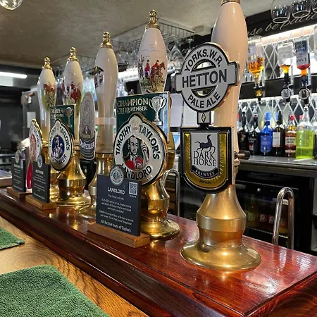 Masons Arms Estalagem 2*